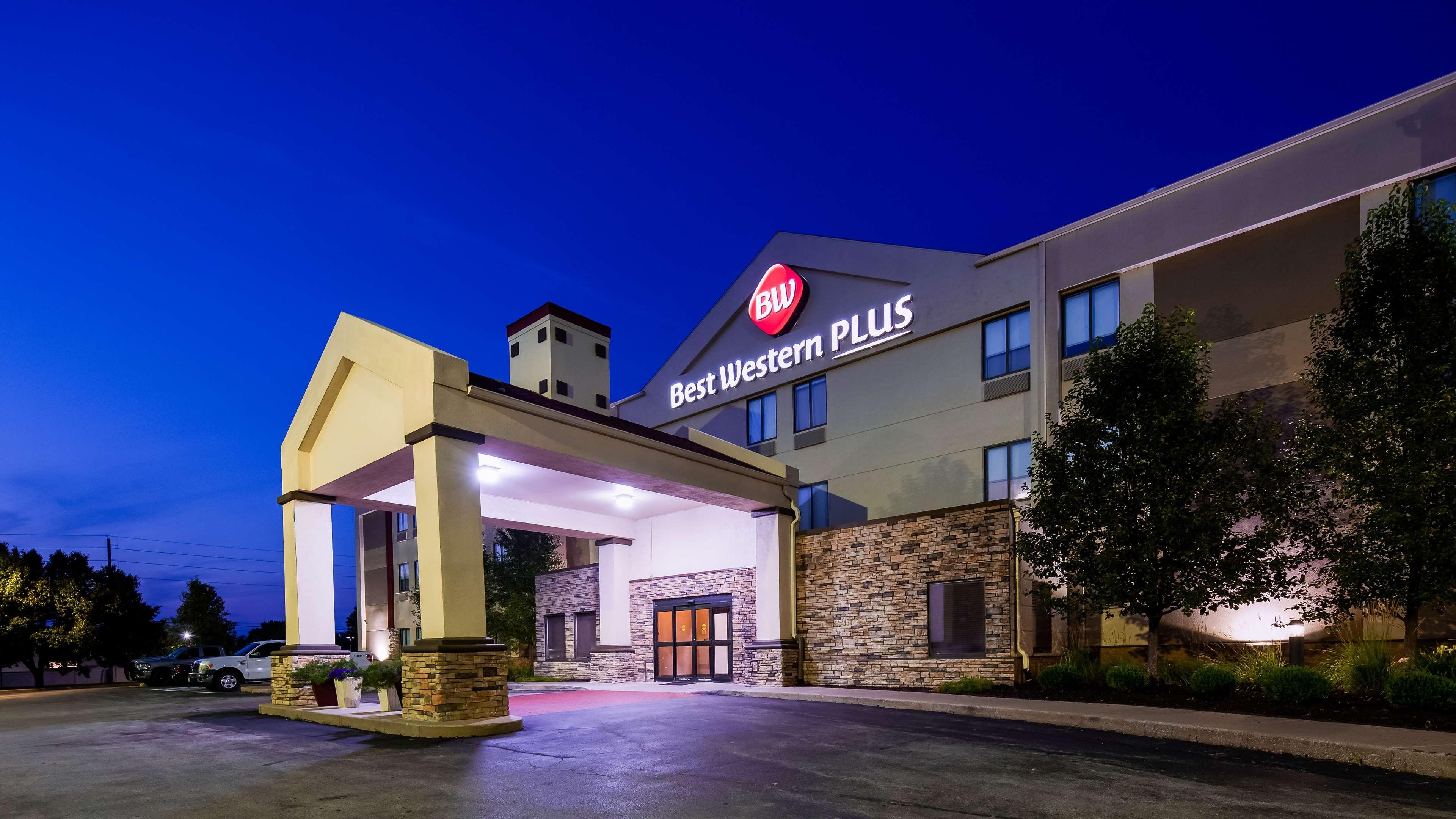 Best Western Plus Lee'S Summit Hotel & Suites Exterior foto