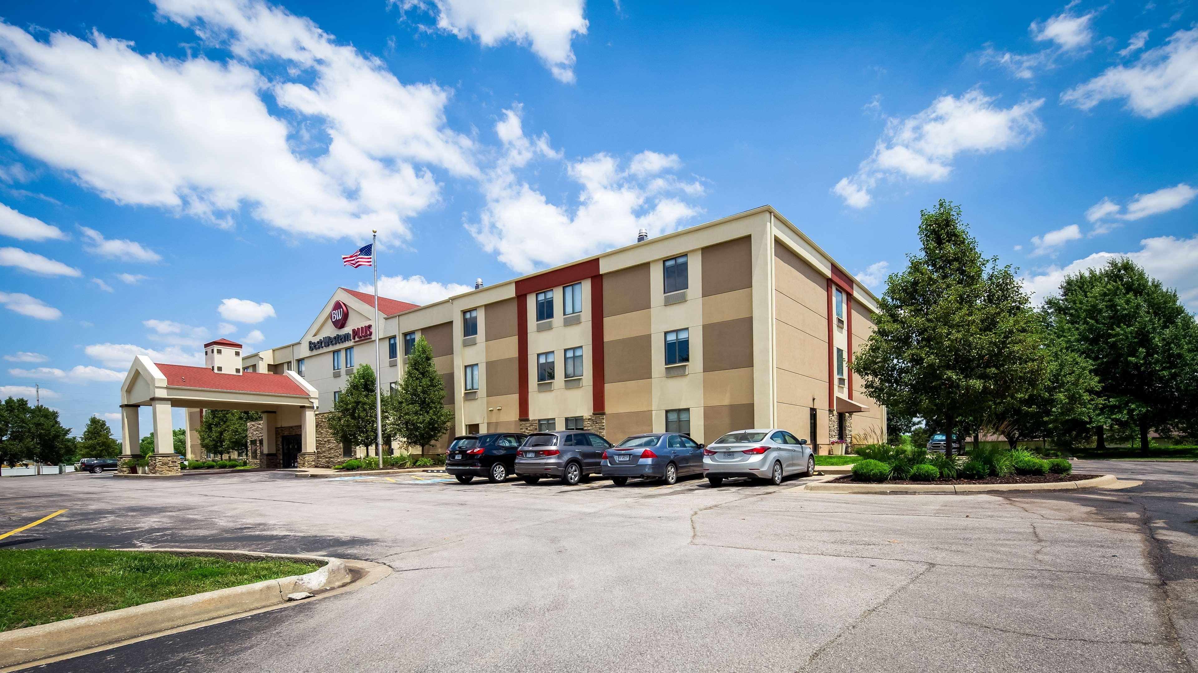 Best Western Plus Lee'S Summit Hotel & Suites Exterior foto