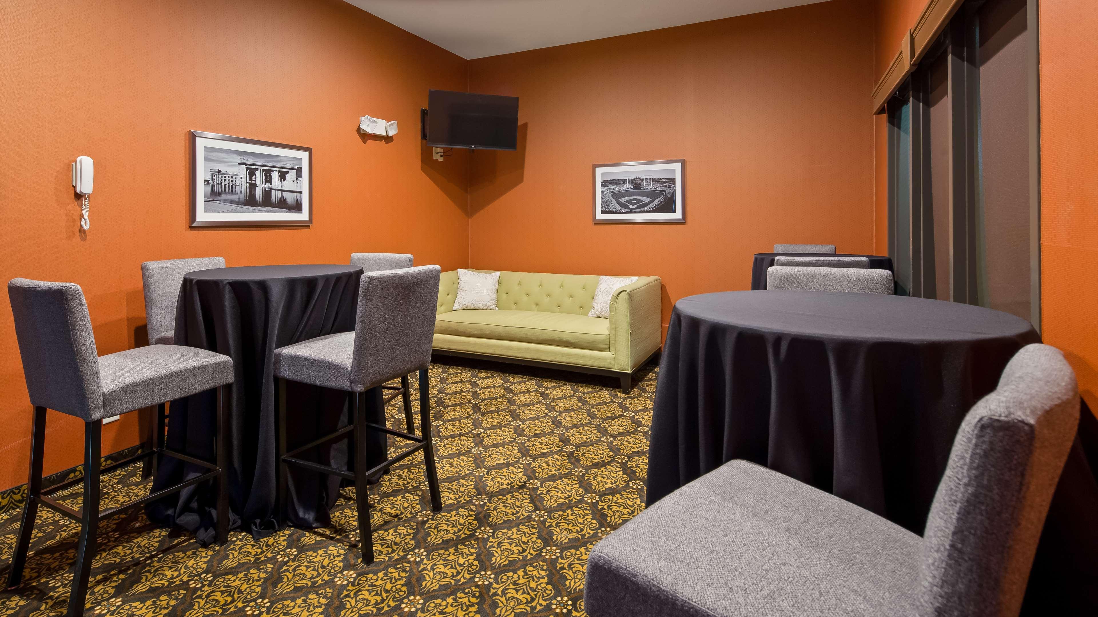 Best Western Plus Lee'S Summit Hotel & Suites Exterior foto