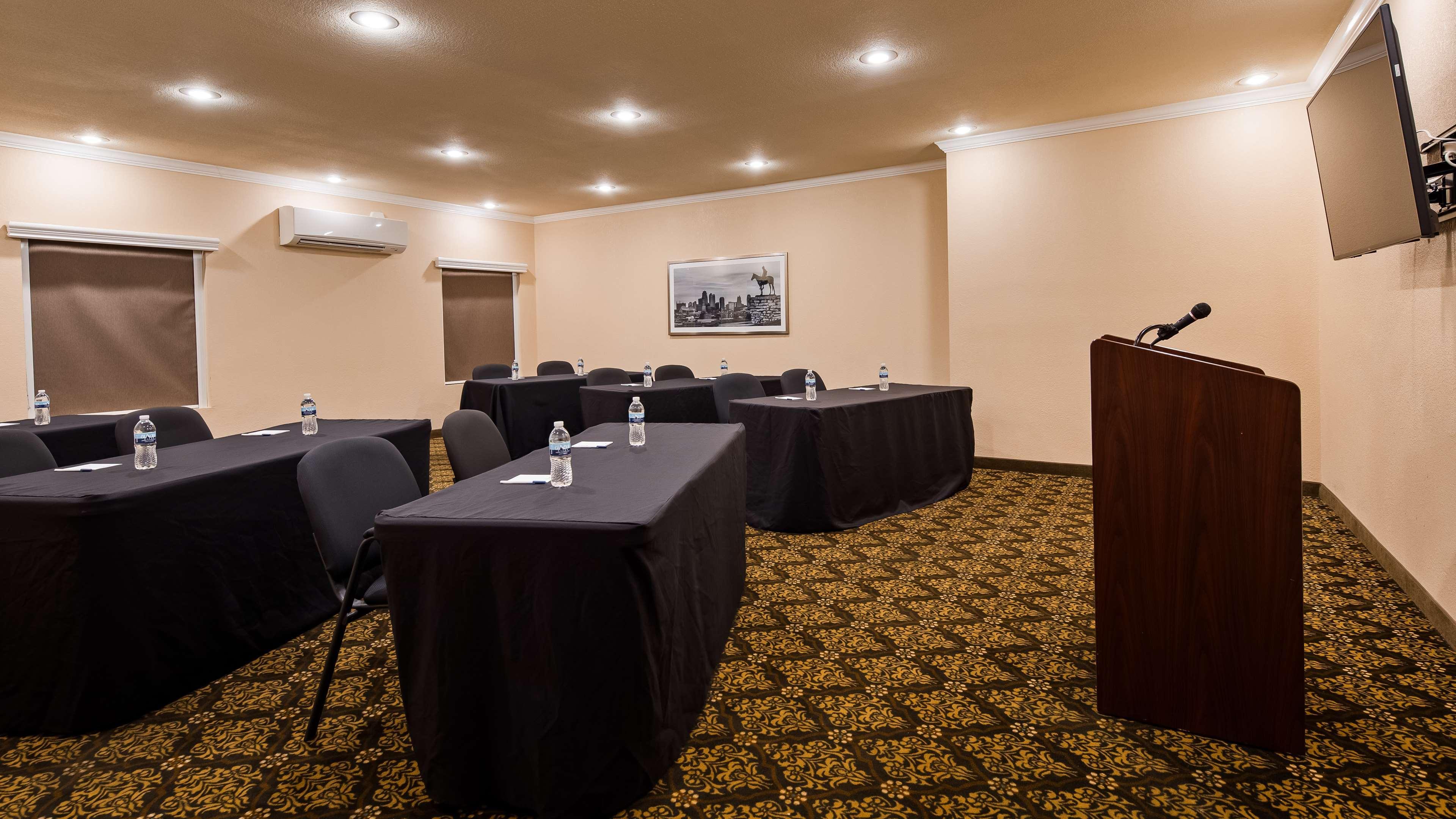 Best Western Plus Lee'S Summit Hotel & Suites Exterior foto