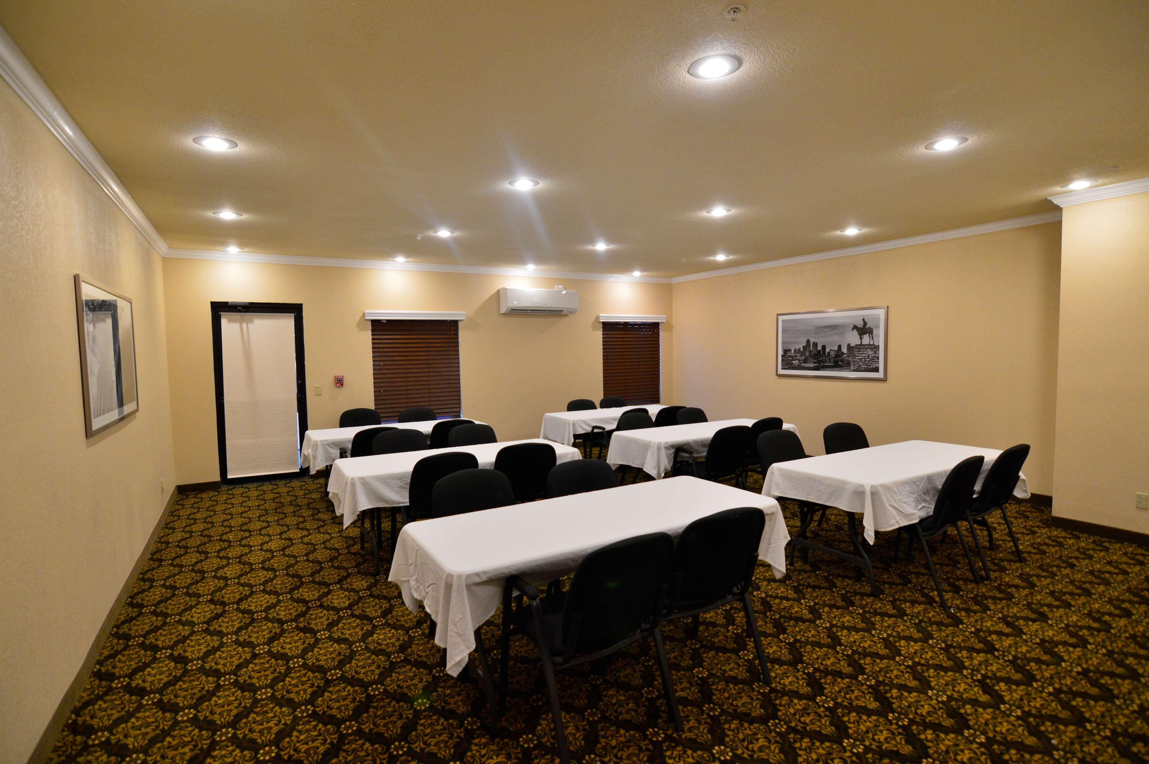 Best Western Plus Lee'S Summit Hotel & Suites Exterior foto