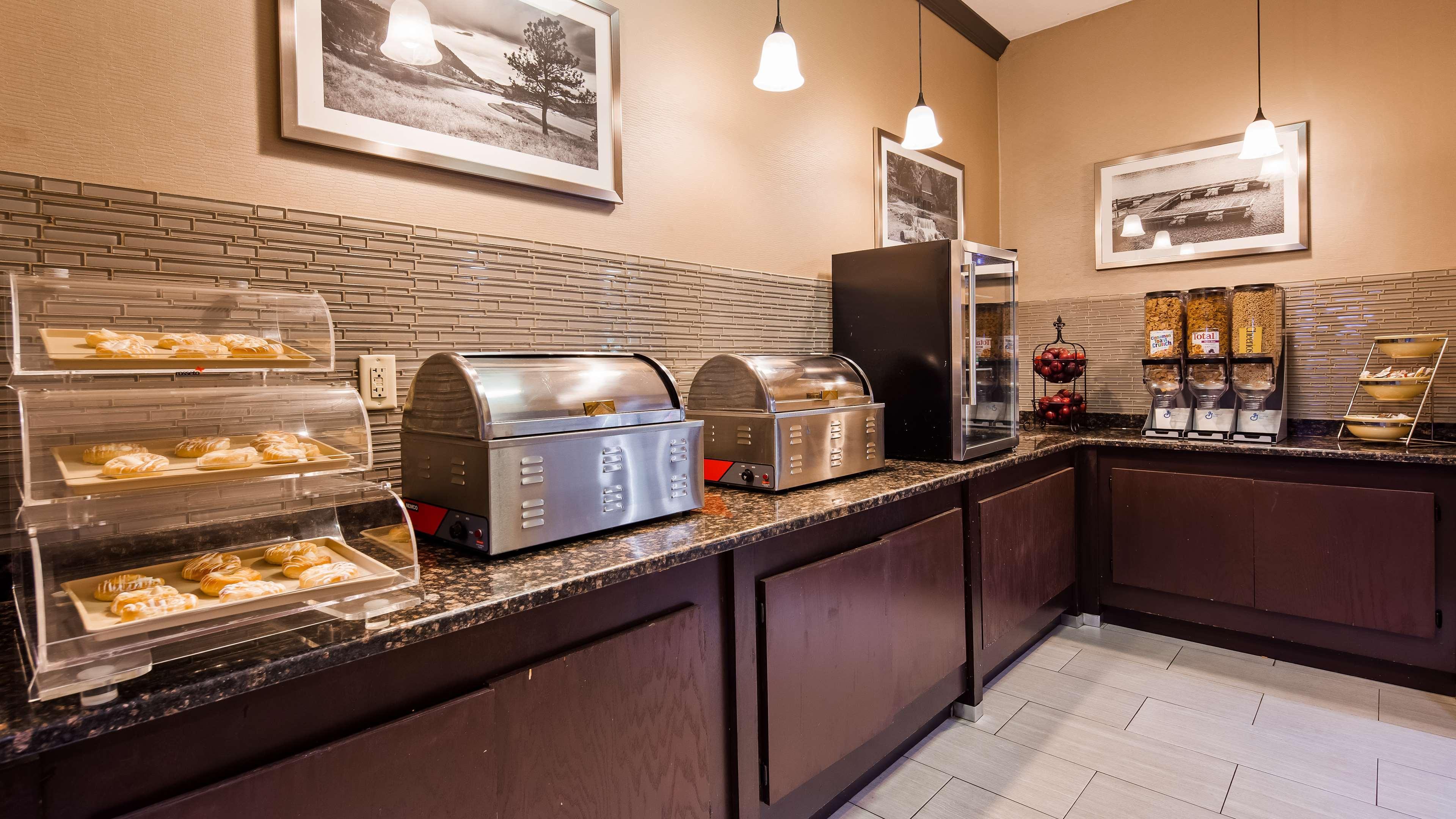 Best Western Plus Lee'S Summit Hotel & Suites Exterior foto